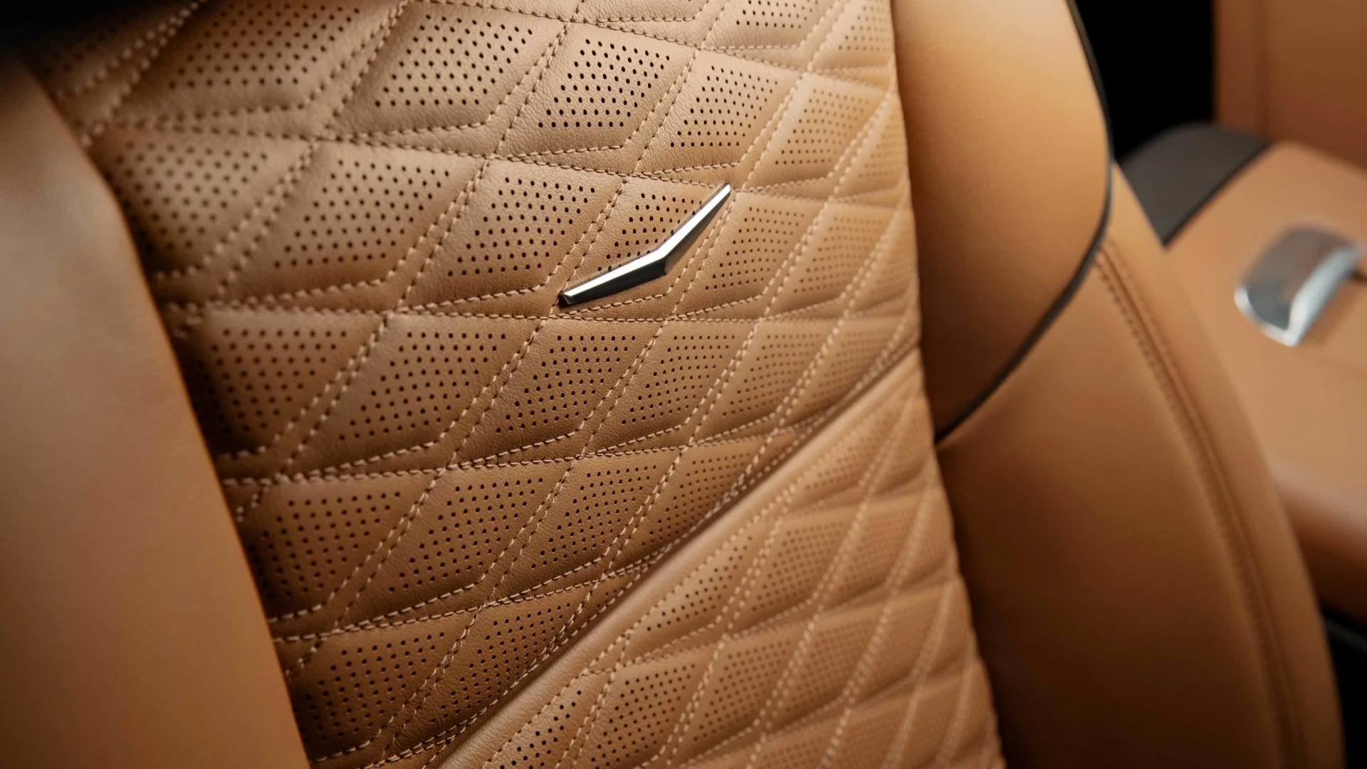 Cadillac Escalade tapițerie lux