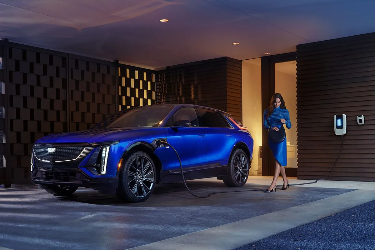 Cadillac LYRIQ profil lateral
